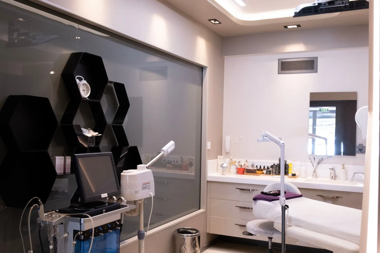 Klinik iç mekânı — temsilî görsel